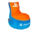 Ein orangefarbener und blauer PlayStation-Sitzsack mit Taschen.