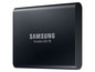 Eine schwarze Samsung Portable SSD T5 externe Festplatte.