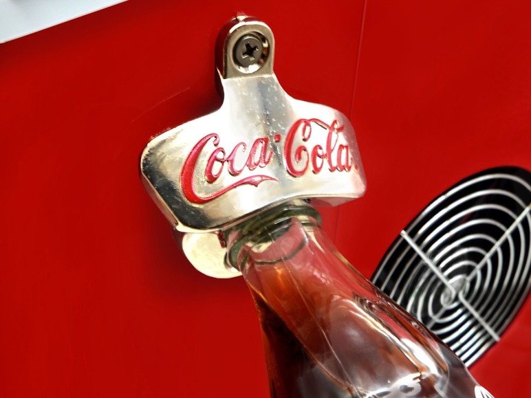 Gehe zu Vollbildansicht: Coca Cola Eiswürfelbereiter SEB-14CC - Bild 11