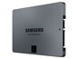 Ein grauer Samsung Solid State Drive.