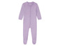 Lilafarbener Baby Strampler mit Wolken- und Sternchenmuster