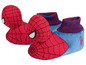 Rote Spiderman-Hausschuhe mit blauem Futter.