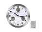 Eine silberne Wanduhr von Hama mit digitaler Temperatur- und Luftfeuchtigkeitsanzeige.