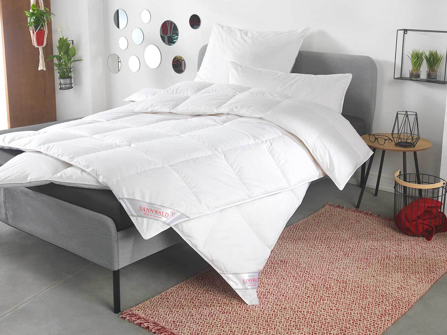 Thumbnail - Sannwald Premium Daunen-Kassettenbettdecke medium (135 X 200 CM)""