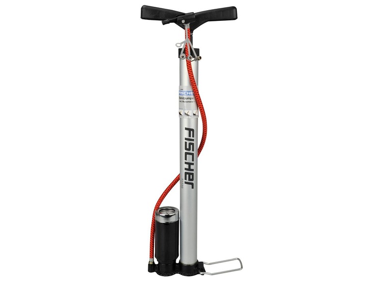 Eine silberne Fahrradpumpe mit Manometer der Marke Fischer.