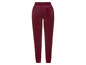Bordeauxrote Jogginghose mit elastischem Bund.