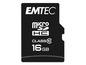 Eine 16 GB microSDHC Speicherkarte von Emtec, Klasse 10.