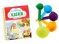 Ein Kochbuch für Kinder mit bunten Messbechern.