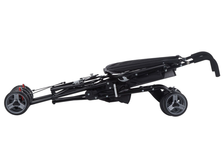 Ein schwarzer, faltbarer Kinderwagen mit Rädern.