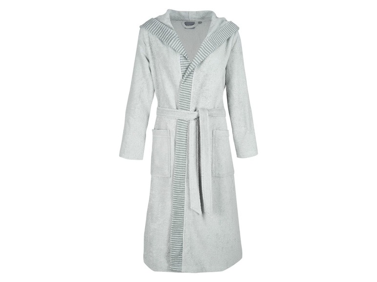 Ein grauer Bademantel mit Kapuze.