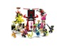LEGO Ninjago Spielset mit Ninjafiguren und einem Marktstand.