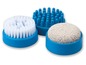 Drei blaue Reinigungsbürsten: eine mit weißen Borsten, eine mit Punkten und eine mit einem Schwamm.