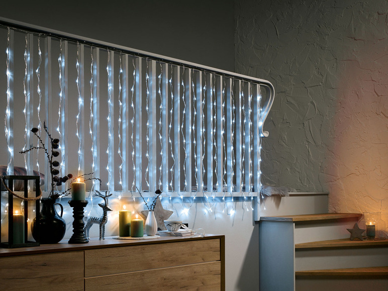 Gehe zu Vollbildansicht: LIVARNO home Balkonvorhang 2x1m 220 mit 8 Funktionen LED - Bild 4