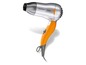 Ein silberner Grundig Föhn mit orangefarbenem Griff.