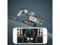 Ein LEGO Technic Liebherr R 9800 Bagger mit einer Smartphone-App zur Steuerung.