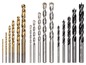 Ein Satz mit verschiedenen Bohrern, darunter goldfarbene Bohrer und Hammerbohrer.