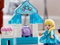Ein Frozen Spielset mit Elsa, einem Tee-Set und einer Bäckerei.