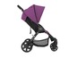 Ein Britax B-Agile Kinderwagen mit einem lila Verdeck.