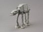 Ein weißer AT-AT Walker, ein Fahrzeug aus Star Wars.
