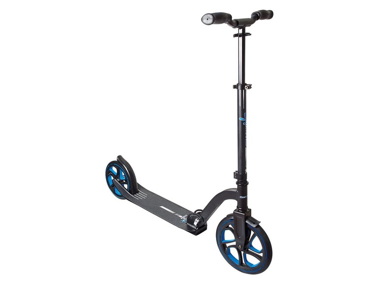 Ein schwarzer Roller mit blauen Rädern der Marke Micro.