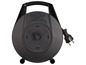 Schwarze Kabelrolle mit Stecker