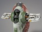 Ein detailliertes Modell von Boba Fetts Raumschiff Slave I aus Star Wars.