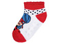 Rote Babysocken mit Ladybug-Motiv und Anti-Rutsch-Punkten.
