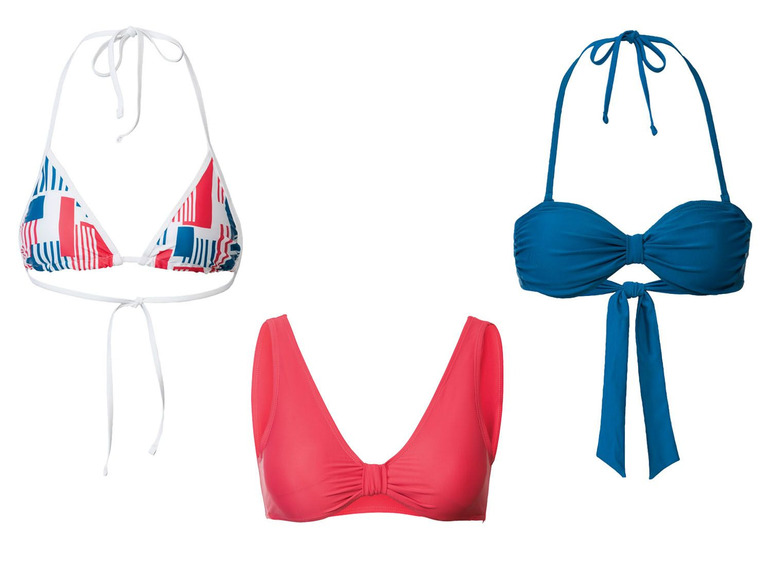 Drei Bikini-Oberteile: eines mit geometrischem Muster, ein blaues Bandeau und ein rosa Halterneck.
