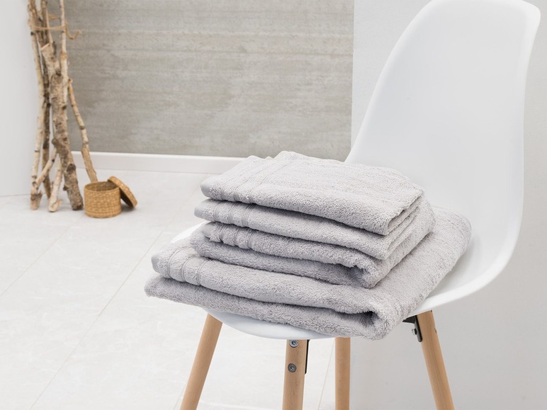 Gehe zu Vollbildansicht: Kleine Wolke Handtuch »Royal«, reine Baumwolle, sehr saugstark, flauschig weich - Bild 29