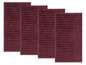 Vier dunkelrote Handtücher mit Streifen.