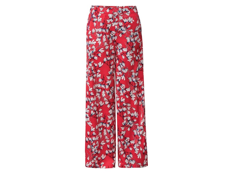 Rote Hose mit Blumenmuster.