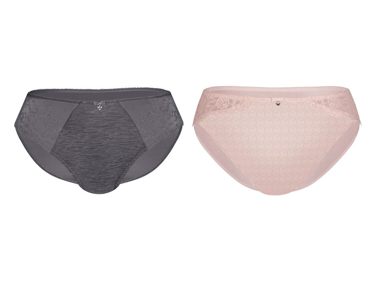Zwei Paar Damenhöschen, ein graues mit Spitze und ein rosa mit Muster.