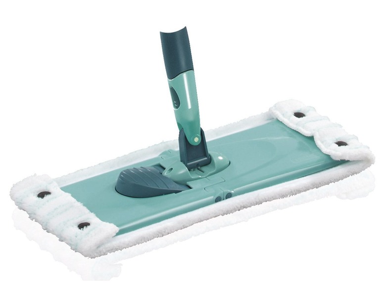 Ein blauer Vileda Wischmopp mit einem weißen Mikrofaserbezug.