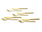 Goldene Messer und Gabeln von Echtwerk.