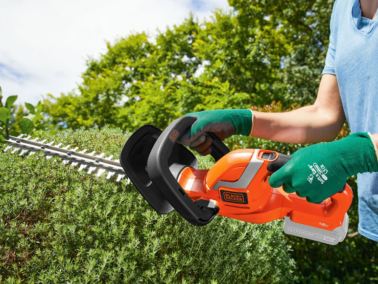 Gehe zu Vollbildansicht: Black & Decker 18V Akku Heckenschere, 45 cm - Bild 2