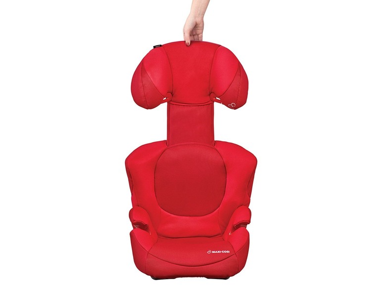 Ein roter Maxi-Cosi Kindersitz.