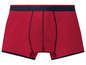Rote Boxershorts mit dunkelblauem Bund.