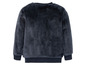 Ein dunkelblauer Pullover mit langen Ärmeln aus Fleece.