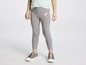 Graue Leggings mit Herz-Print für Mädchen.