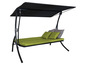 Eine schwarze Hängematte mit grünen Kissen und einem Sonnenschirm.