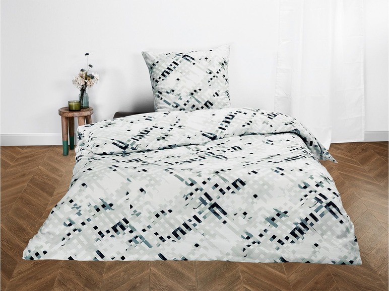 Gehe zu Vollbildansicht: MERADISO® Renforcé Bettwäsche, mit Wendedesign und Knopfleiste, aus Baumwolle und Polyester - Bild 11