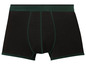 Schwarze Boxershorts mit grünem Bund.
