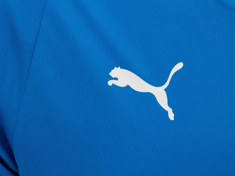 Ein blauer Pullover mit einem weißen Puma-Logo.