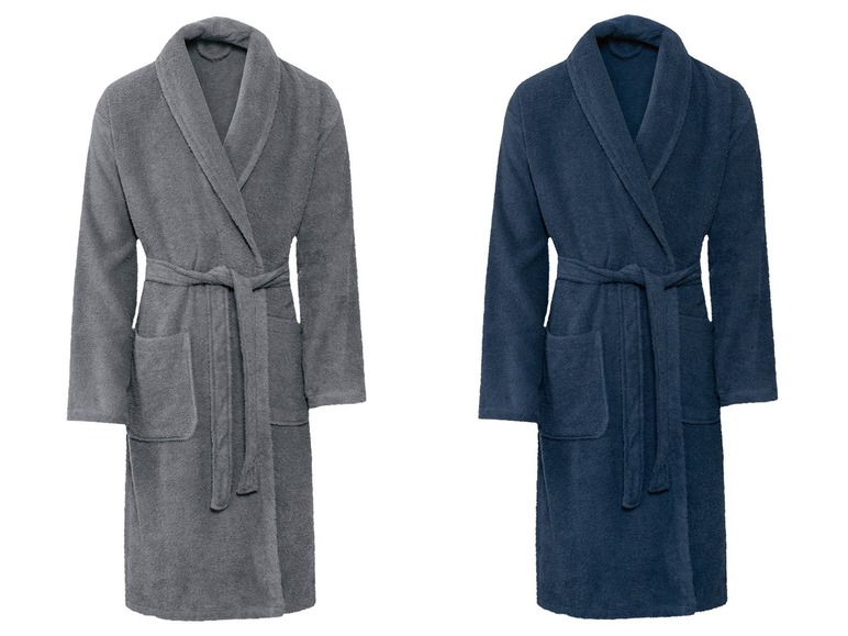 Zwei Bademäntel, grau und blau.