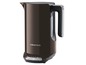 Ein brauner Wasserkocher von Grundig.
