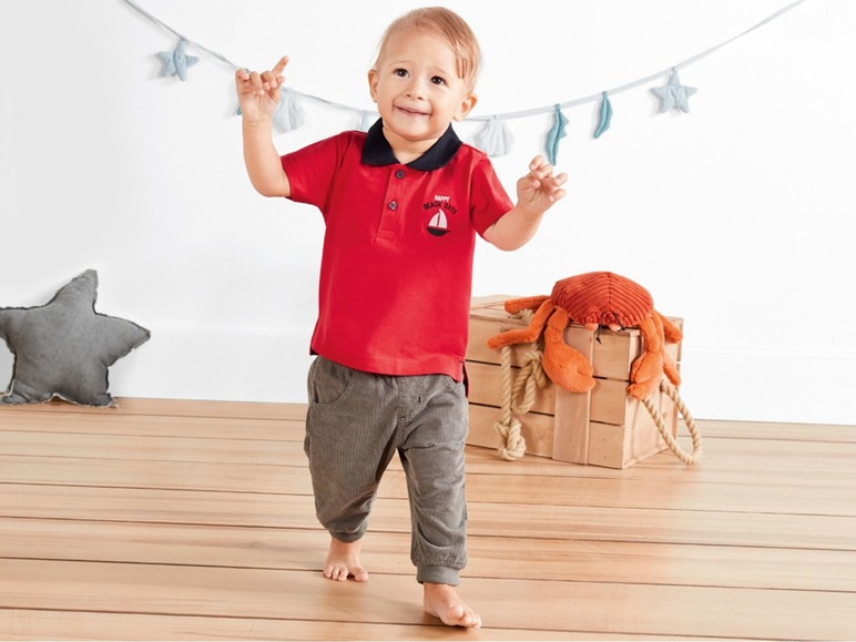 Gehe zu Vollbildansicht: LUPILU® Baby Poloshirt Jungen, mit Seitenschlitzen, verlängerte Rückseite, reine Baumwolle - Bild 7