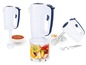 Ein weißer Handmixer mit blauen Akzenten, verwendet zum Mischen von Teig und zum Pürieren von Suppe.