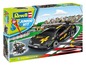 Revell Junior Kit mit einem schwarzen Rennwagen und einem Schraubendreher.
