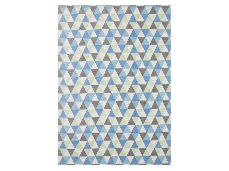 Ein Teppich mit geometrischem Muster in Blau, Grau und Grün.