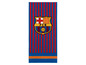 Ein blaues Handtuch mit roten Streifen und dem FC Barcelona-Logo.